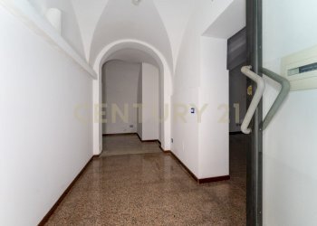 Bottega Adrano (7).jpg - Non Alimentare Via Pietro Calanna 7, Bronte - foto 3