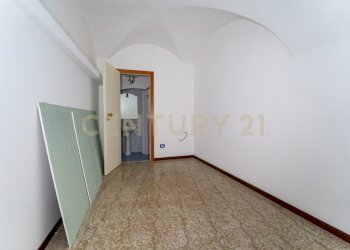 Bottega Adrano (18).jpg - Non Alimentare Via Pietro Calanna 7, Bronte - foto 13