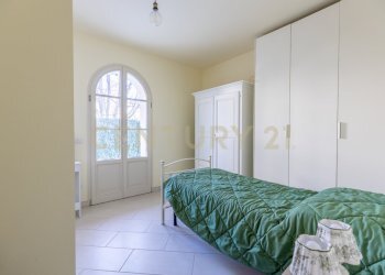 camera da letto - Monolocale Via Giuseppe Ungaretti 299, Lucca - foto 14