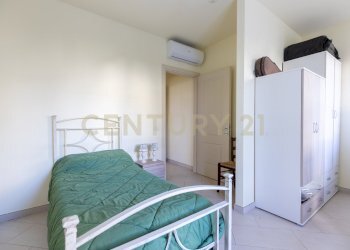 camera da letto - Monolocale Via Giuseppe Ungaretti 299, Lucca - foto 18