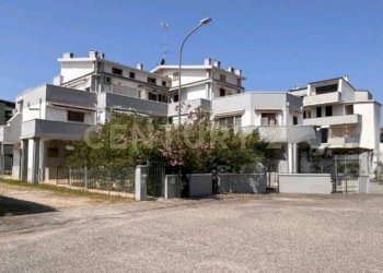 complesso condominiale.png - Appartamento Viale Panama, Comacchio - foto 9