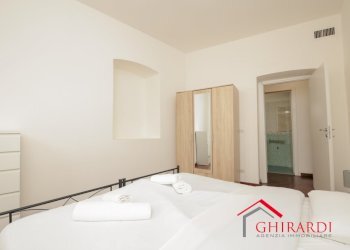 4.2 CAMERA 1.jpg - Appartamento VIA ANDREA DORIA 8, Genova (zona San Teodoro) - foto 13