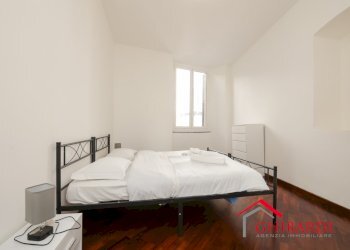 4.3 CAMERA 1.jpg - Appartamento VIA ANDREA DORIA 8, Genova (zona San Teodoro) - foto 14