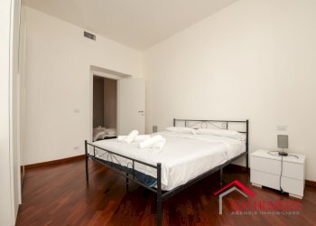 5.3 CAMERA 2.jpg - Appartamento VIA ANDREA DORIA 8, Genova (zona San Teodoro) - foto 18