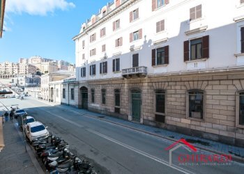 9.0 VISTA.jpg - Appartamento VIA ANDREA DORIA 8, Genova (zona San Teodoro) - foto 25