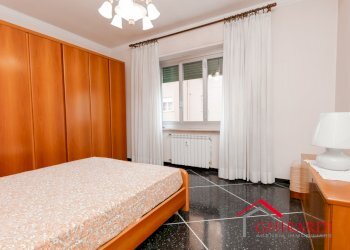 4.1 CAMERA 1.jpg - Appartamento SALITA CATALDI 20B, Genova (zona Sestri Ponente) - foto 13