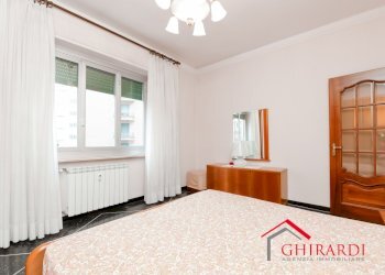 4.2 CAMERA 1.jpg - Appartamento SALITA CATALDI 20B, Genova (zona Sestri Ponente) - foto 14