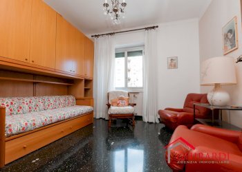 5.0 CAMERA 2.jpg - Appartamento SALITA CATALDI 20B, Genova (zona Sestri Ponente) - foto 16