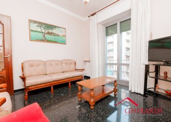 6.1 CAMERA 3.jpg - Appartamento SALITA CATALDI 20B, Genova (zona Sestri Ponente) - foto 19