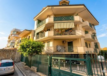 Gemini_Generated_Image_g8lfvcg8lfvcg8lf(1).png - Quadrilocale Via Eduardo Scarfoglio 15B, Giugliano in Campania - foto 17