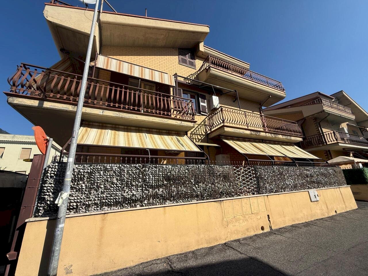 WhatsApp Image 2025-09-30 at 10.38.55.jpeg - Box VIA RICCIOTTI  37, Guidonia Montecelio - photo 1