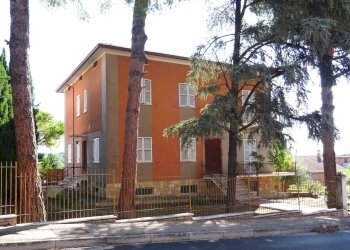 esterno - Villa Corinaldo - photo 1