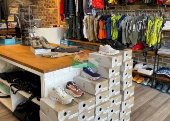 PHOTO-2025-09-12-10-30-37 10.jpg - Locale Commerciale Via Marinara, Ravenna - foto 2