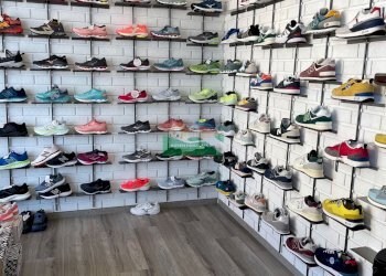 PHOTO-2025-09-12-10-30-37 16.jpg - Locale Commerciale Via Marinara, Ravenna - foto 15