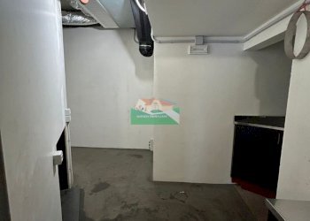 PHOTO-2025-08-27-11-02-20 3.jpg - Locale Commerciale VIA MISSIROLI, Ravenna - foto 5