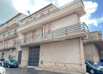 IMG_9416.jpg - Appartamento via archeologica  12, Adrano - foto 1