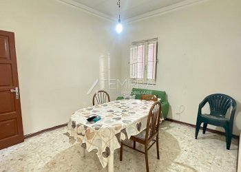 IMG_8867.jpg - Casa indipendente Piazza Giuseppe di Vittorio, Adrano - foto 14