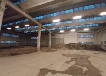 soffitto alto circa 10 metri.jpg - Not Food via Raimondo dalla Costa 457, Modena - photo 5