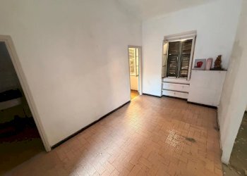 Bilocale Vico Sant'Agostino 7 Ventimiglia, Ventimiglia - foto 5