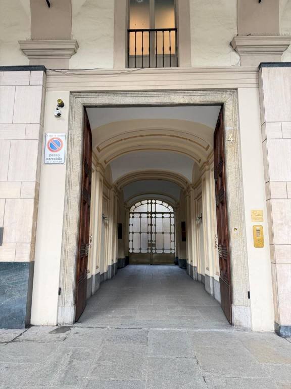 Four-room apartment Torino (neighborhood Quadrilatero Romano) - photo 2