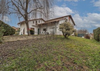 Casa indipendente Via Torino, 80 
 Cavaglià, Cavaglià - foto 1