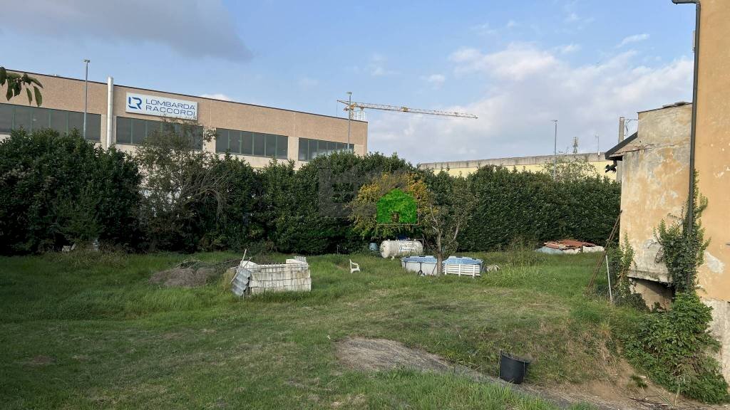 Capannone via Treviglio, Fara Gera d'Adda - foto 3