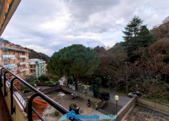 Trilocale Genova (zona Quarto) - foto 13