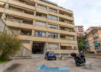 Trilocale Genova (zona Quarto) - foto 24