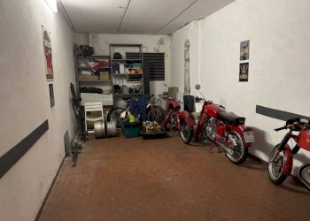 Trilocale Genova (zona Quarto) - foto 32