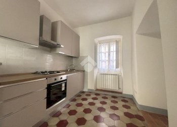 Appartamento Vicolo Bonicella, Sarzana - foto 1