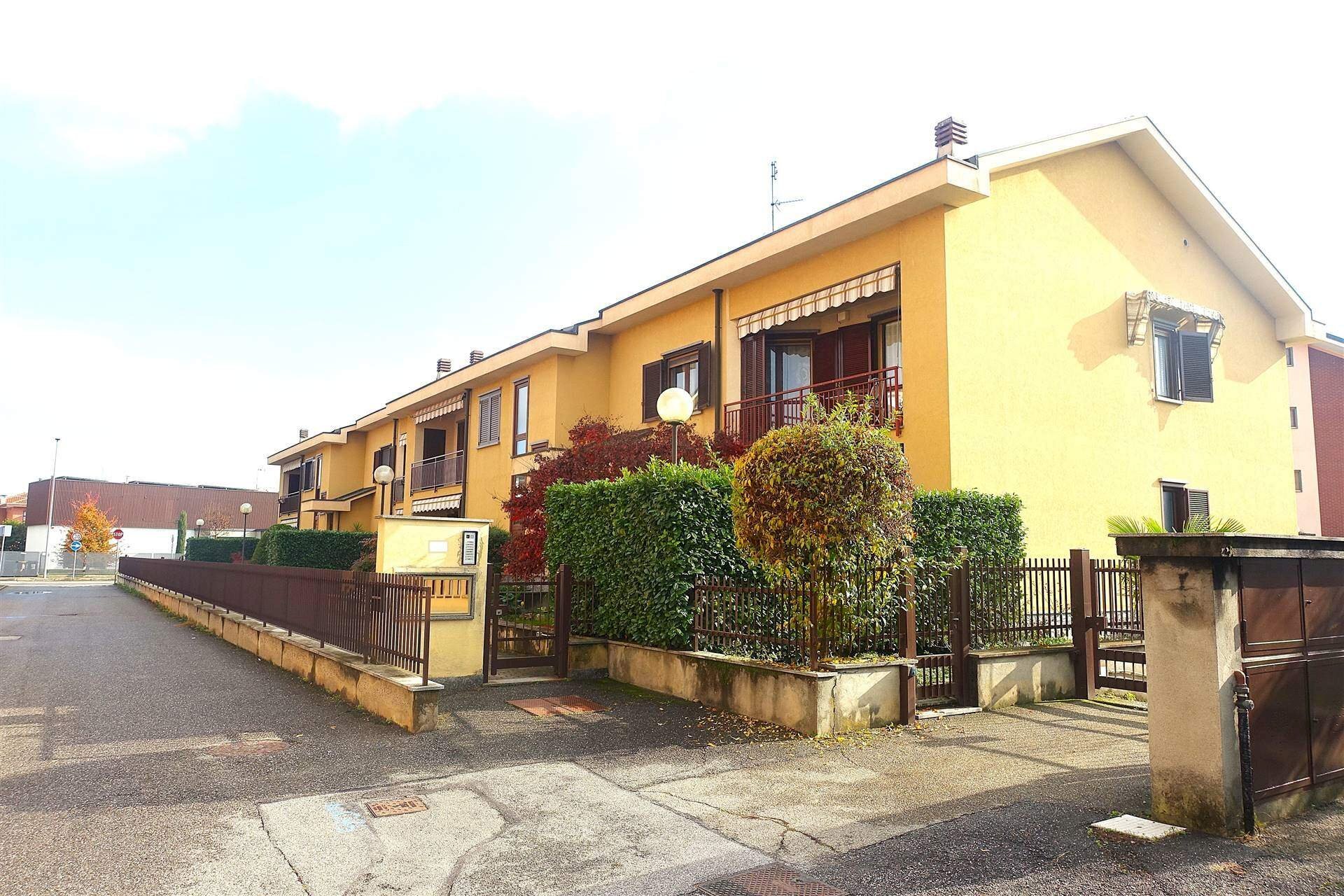 Four-room apartment Via Volta 53, Settimo Torinese - photo 2