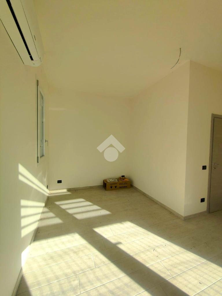 Stable - Palace Via Roma, Calderara di Reno - photo 3