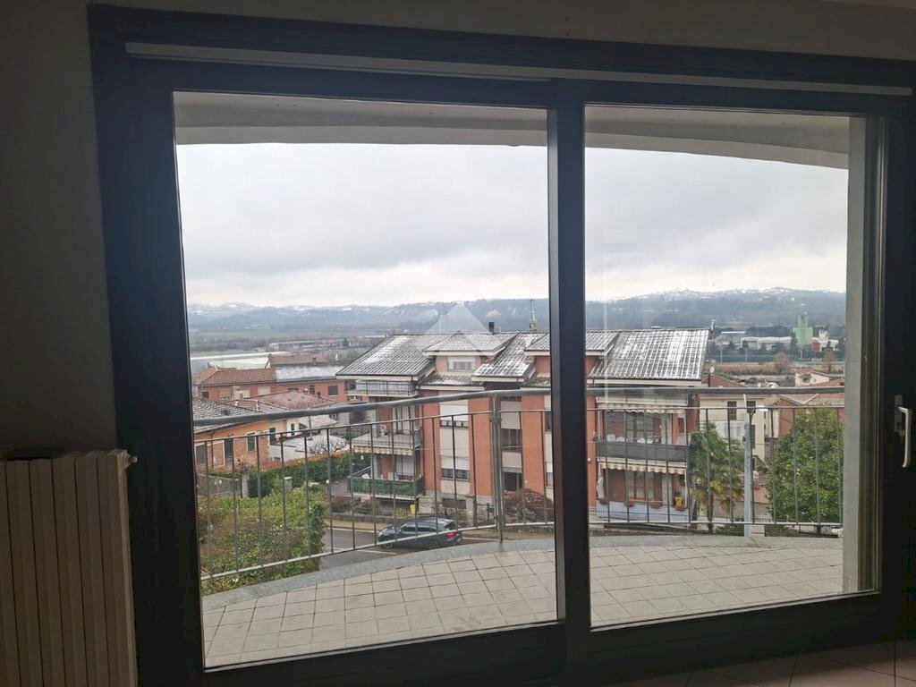 Three-room apartment Via Valtiglione, Isola d'Asti - photo 3