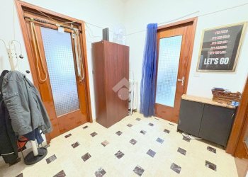 Two-room apartment Via Torino, San Francesco al Campo - photo 3