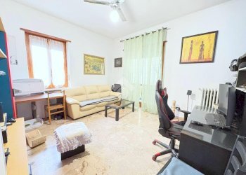 Two-room apartment Via Torino, San Francesco al Campo - photo 7