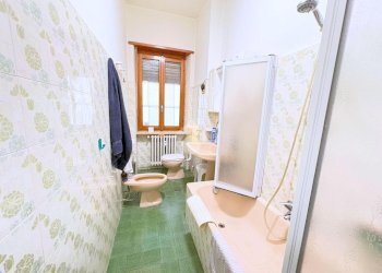 Two-room apartment Via Torino, San Francesco al Campo - photo 10