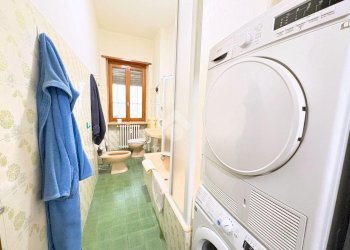 Two-room apartment Via Torino, San Francesco al Campo - photo 11