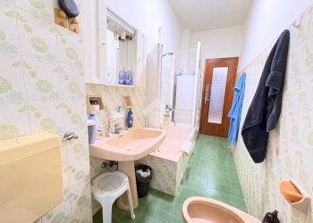 Two-room apartment Via Torino, San Francesco al Campo - photo 13