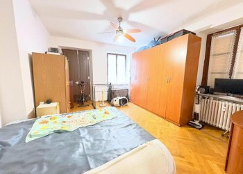 Two-room apartment Via Torino, San Francesco al Campo - photo 16