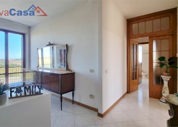 Quadrilocale Via Fontanelle di Passatempo 37, Osimo - foto 2