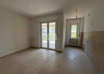 Two-room apartment Via Giovanni Giolitti, Barge - photo 5