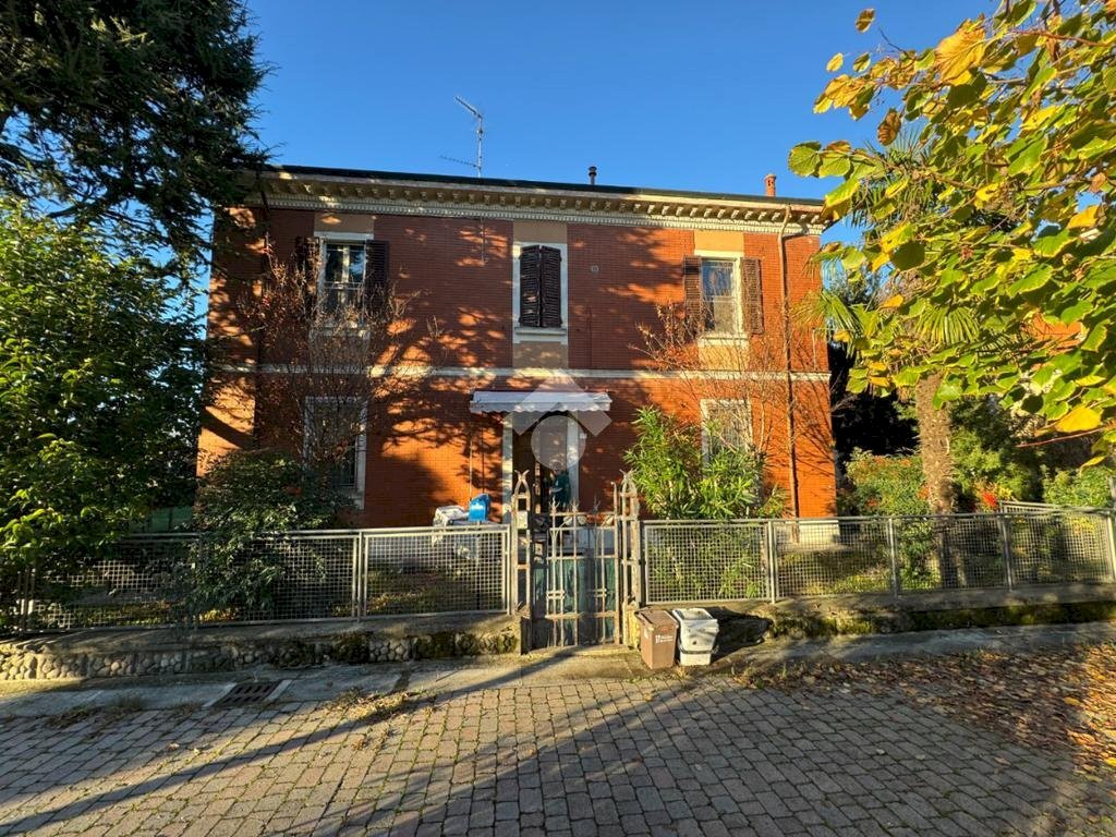 Casa indipendente Viale Umberto Ricci, Conselice - foto 1