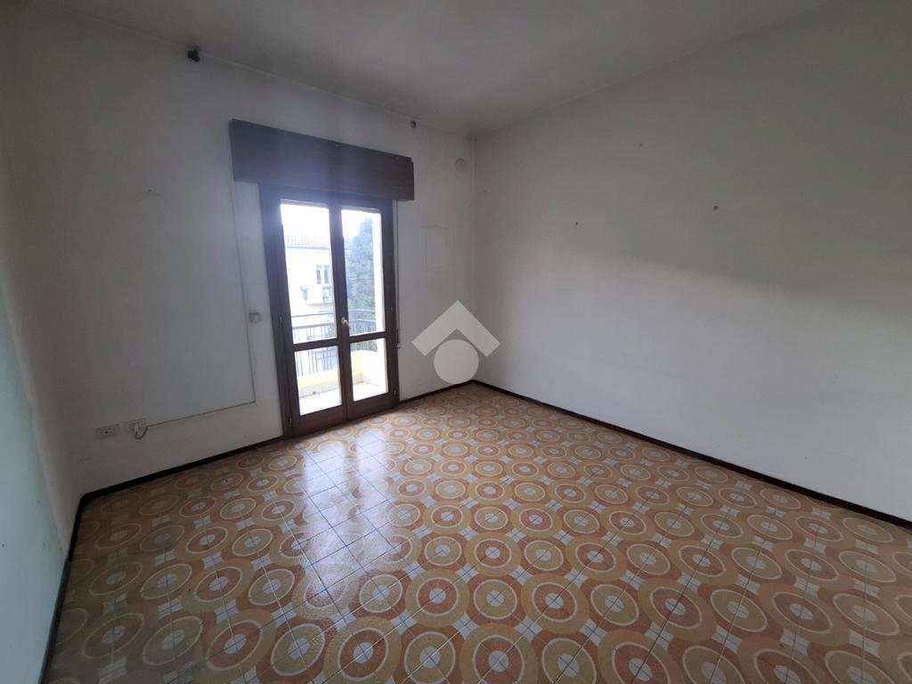 Three-room apartment Via II Giugno, Imola - photo 3