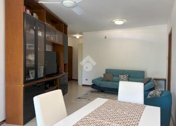 Three-room apartment Via Gaetano Fichera, Milano (neighborhood Gallaratese) - photo 2