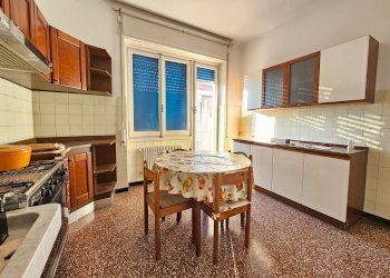 Quadrilocale VIALE VILLINI ROLLINO, Genova (zona Sestri Ponente) - foto 4