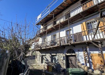 Terratetto - Terracielo Frazione Fochat, 30, Sarre - foto 1