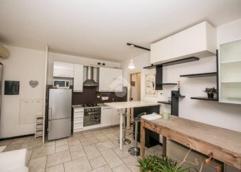 Two-room apartment Via del Futurismo, Milano (neighborhood Rogoredo) - photo 9
