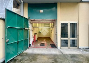 Box Via Fratelli Lajolo, Torino (zona Borgo Vittoria) - foto 2