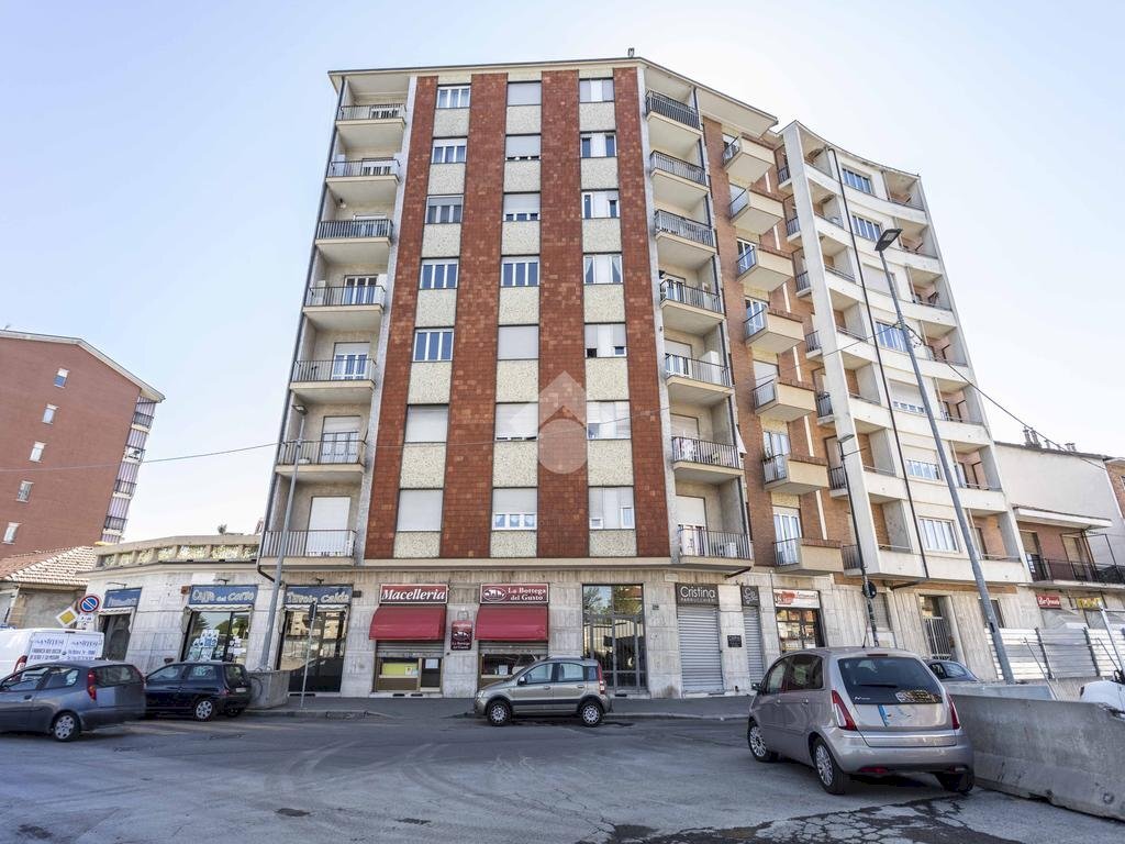 Three-room apartment Corso Grosseto, Torino - photo 1