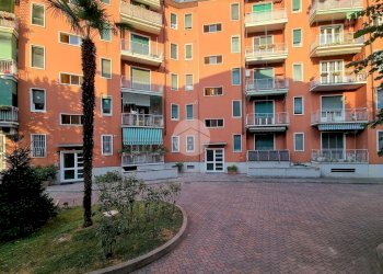 Trilocale Via Lorenteggio, Milano (zona Giambellino) - foto 1